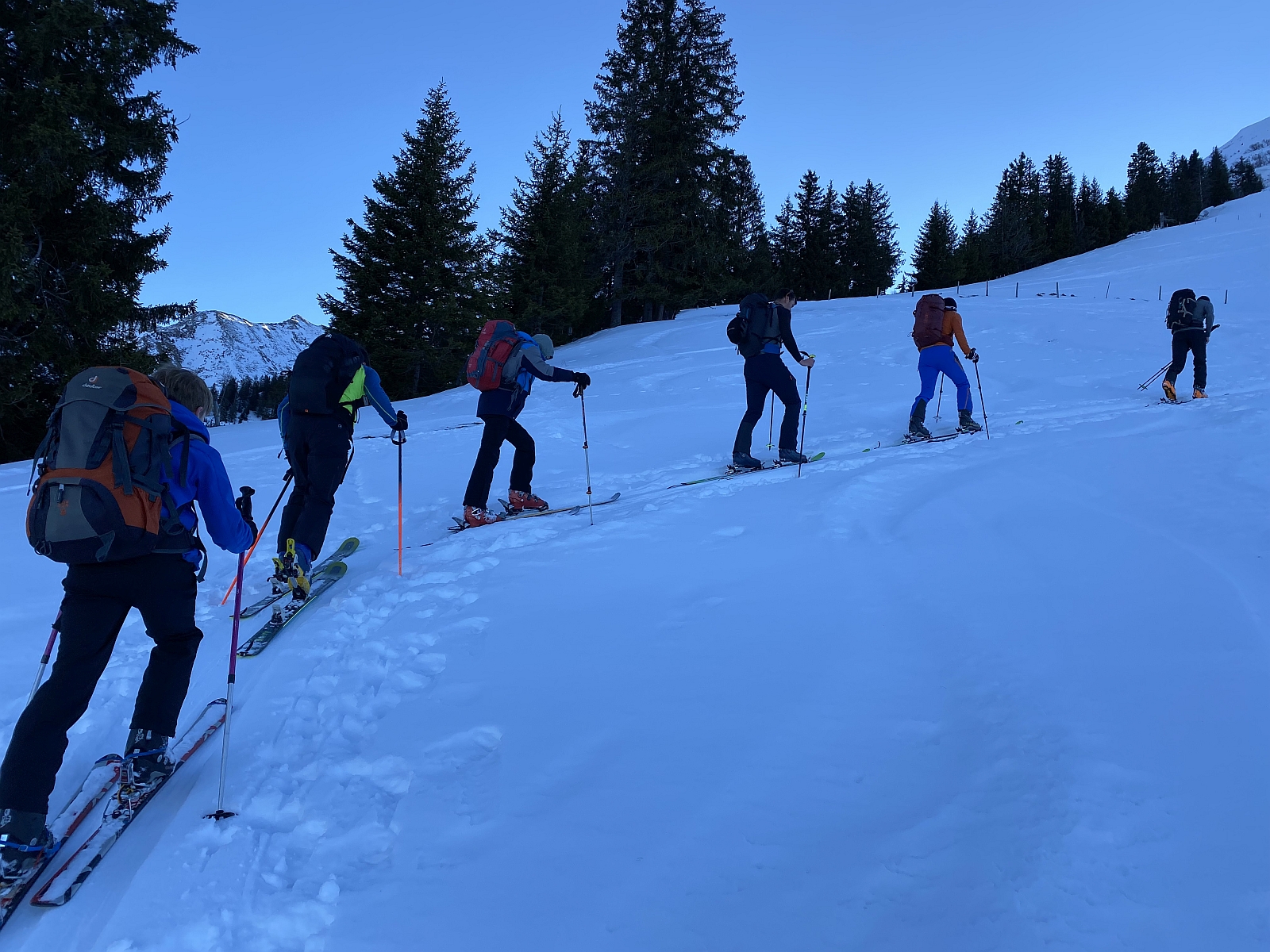 4_15. Jan 22_A JO Skitour Ochse Diemtigtal (101).jpg